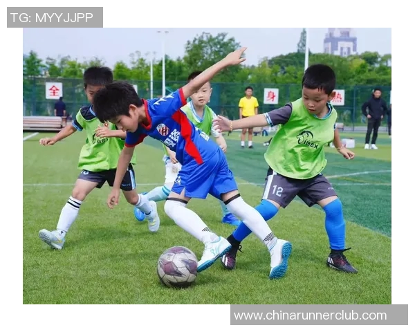 激情四溢的足球开幕式带你领略世界足球的魅力与团结精神