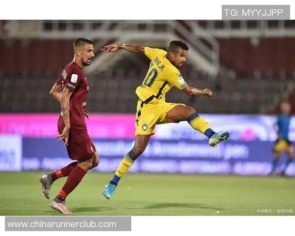 莫斯巴达与莫火车头的精彩对决揭示俄超联赛的激烈竞争与球队实力较量